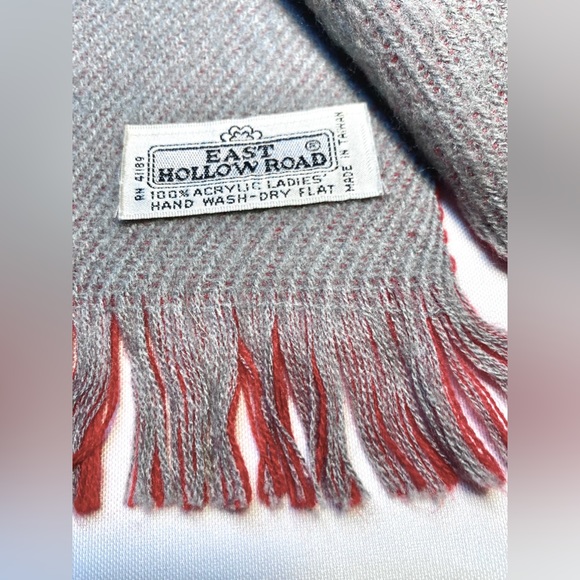 Acrylic Reversible Red Grey Classic Scarf Wrap - Picture 3 of 4